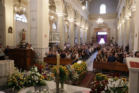 Partinico, il giorno del dolore per l’addio al giovane Nino.